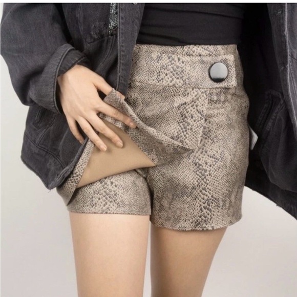 Zara Snake-Print Wrap Mini Skirt - Beige & Black - Picture 2 of 9